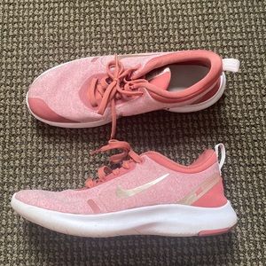 Nike Flex experience 8 running shoes